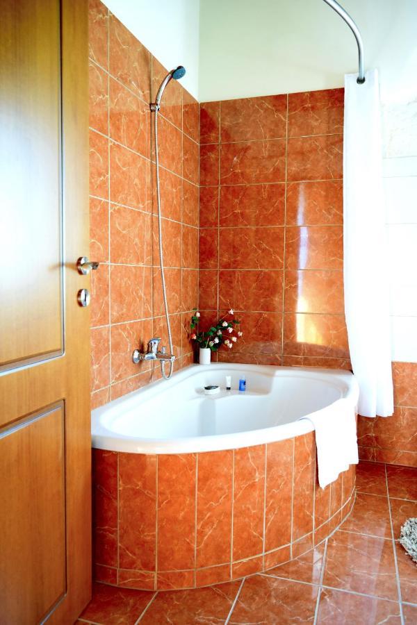 Chania'S Diamond Villas - Aqua Bliss With Private Pools Gavalochori Exterior photo